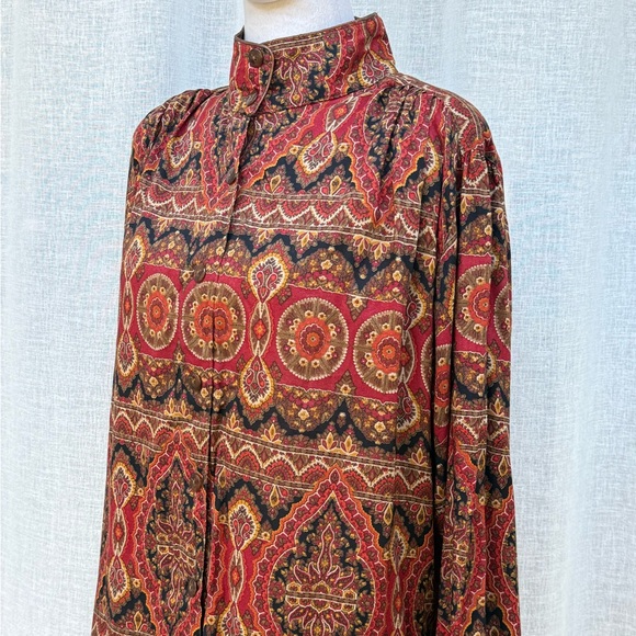 Carole Little for Saint-Tropez West paisley button down blouse red brown - Picture 4 of 7